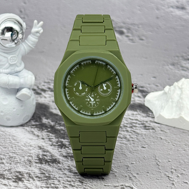 Famous Brand Fake Three-Eyed D - Jewelry Style Watches review and price